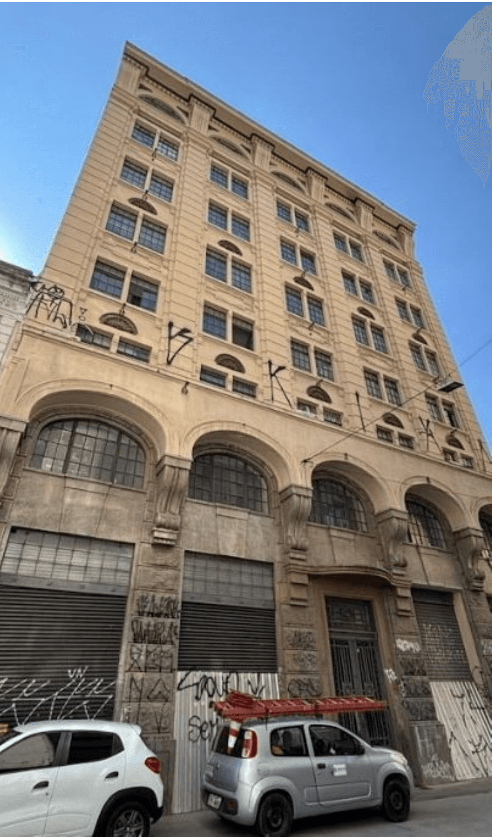 Fachada atual do edifício José Bonifácio antes do restauro