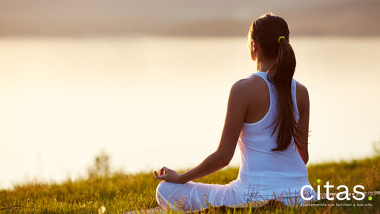 Como a meditação pode ajudar a melhorar a saúde mental e emocional?